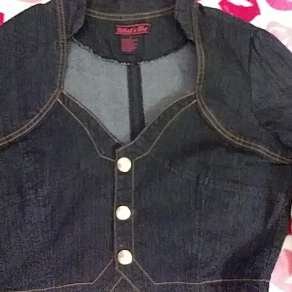 What's Hot Jean Jacket - Picture 4 of 5